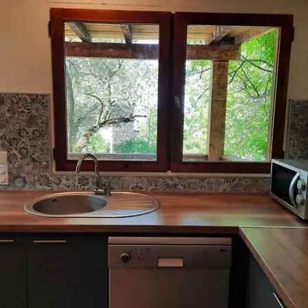 Maison Renovee Au Sommet Du Village Llo