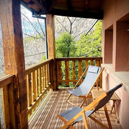Maison Renovee Au Sommet Du Village * Llo